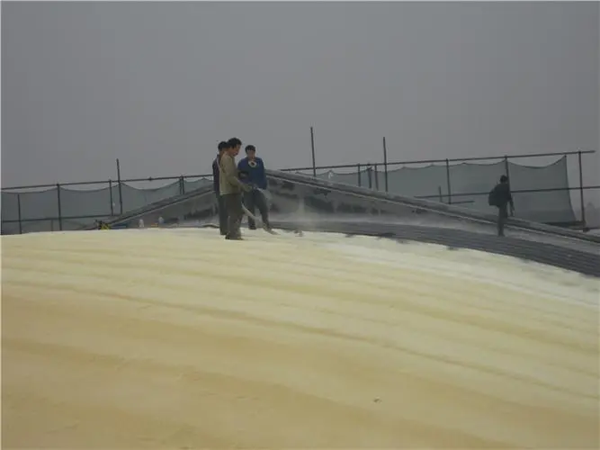 聚氨酯屋顶保温
